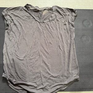 Ladies Mondetta Performance & Luxury size S shirt